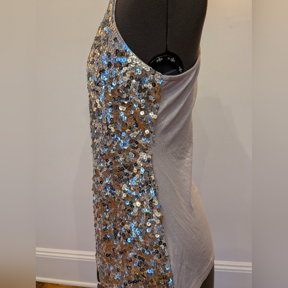 NWT Silver Sequin Tank Top - Picture 5 of 11